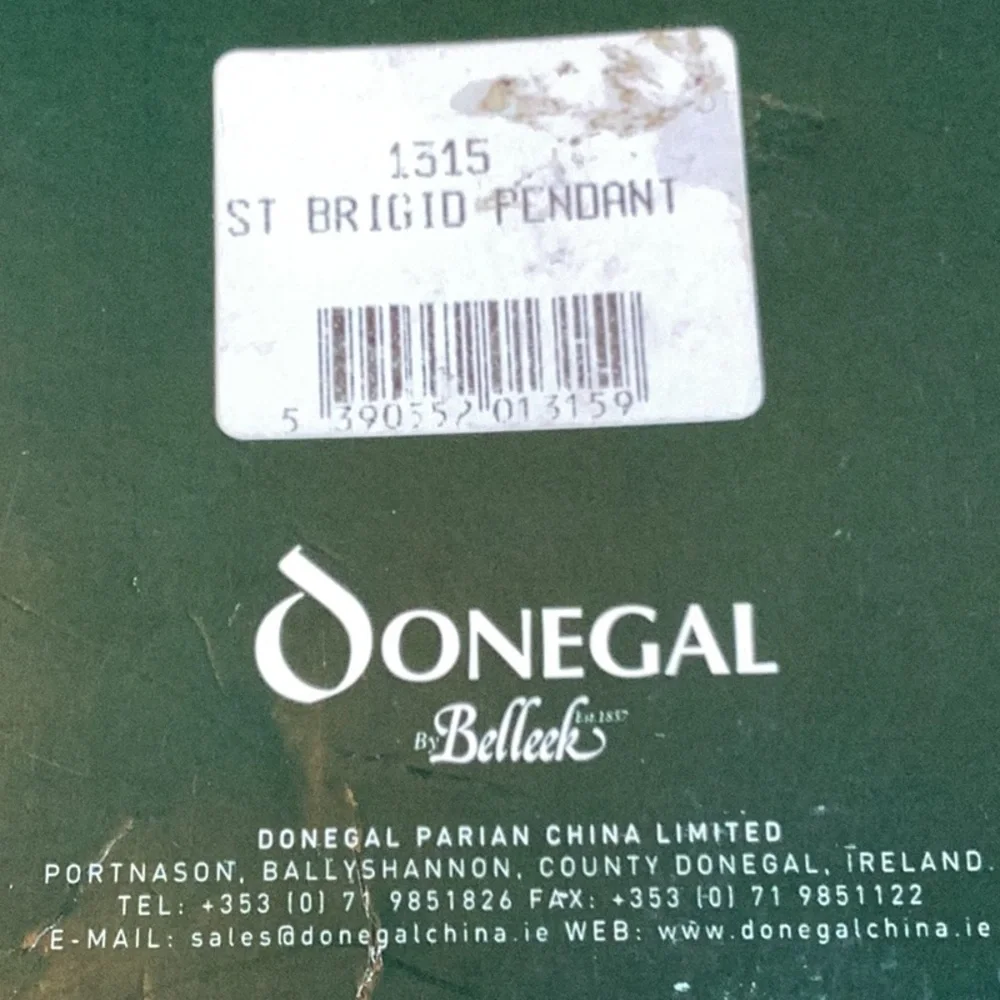 ☘️ DONEGAL Belleek ST BRIGID PENDANT DEADSTOCK ☘️
